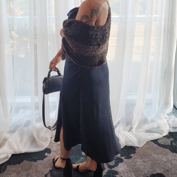 Ever New Ruby Tie-Back Satin Maxi Dress - Picture 5 of 5